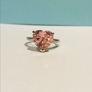Pink heart ring, size 9, sliver color band